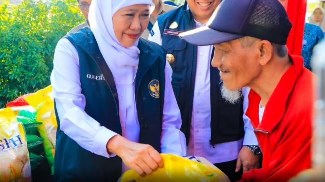 situs judi mpo slot deposit pulsa 2026 Gubernur Khofifah Gelar Pasar Murah di Kawasan Wisata Kuliner Gladak Serang Probolinggo