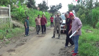 Bupati Sidak Jalan Rusak Akibat Proyek Tol