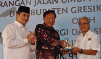 Sebanyak 15 Ribu PJU-TS Ditarget Harus Terpasang di Gresik