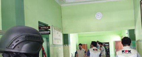 Kantor Kemenag Gresik Digeledah, KPK Tanya Gaji dan Tunjangan Muafaq