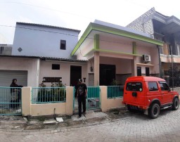 Rumah Warga Manyar Digarong Tukang AC Abal-abal