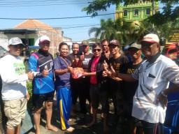 Gresik Dilanda Banjir, RGS Jokowi-Makruf Turun Berbagi kepada Korban Terdampak