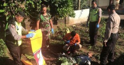 Asyik Joget di Rel, Pria Berseragam Dishub Tewas Disambar Kereta Api