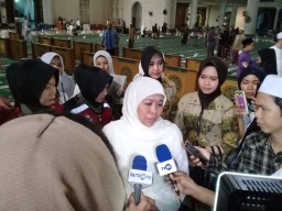 Peringati Malam Nuzulul Quran, Khofifah: Islam Itu Damai