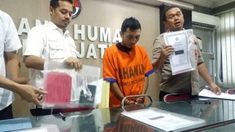 Ngeri!!! Seorang Guru Sodomi 15 Siswa