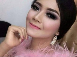 Ratna Antika Minta Maaf kepada Penggemar, Ini Kronologisnya