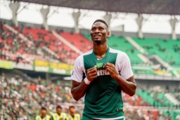 Adu Taktik Derbi Suramadu, Persebaya Vs Madura United?