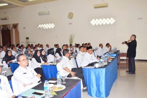 Guru Ujung Tombak Bentuk Karakter Manusia Anti Korupsi