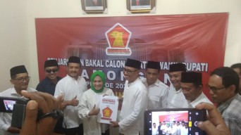 Kartika Siap Bertarung Sebagai Calon Bupati