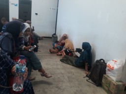 Penumpang Terlantar Karena BSJ Ngaret, Kadishub Gresik: Kami Berikan Teguran