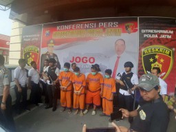 Mengaku Bisa Gandakan Uang, Kyai Gadungan asal Jember Tipu Korbannya Ratusan Juta