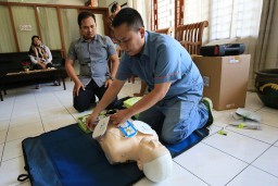 Pemkot Surabaya Sediakan Alat Pacu Jantung di Seluruh Fasilitas Publik