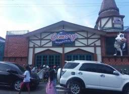 Wisata CDL Dituding Jadi Biang Macet Puncak Tretes