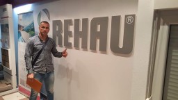 Sasa Zecevic, Mantan Pemain Persegres GU Yang Geluti Usaha Bangunan