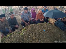 Lucu, Habis Dikubur Sunarto Pulang ke Rumah