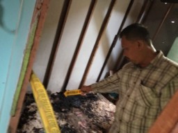 Akibat Putung Rokok, Kakek Penderita Stroke Tewas Terbakar di Rumah