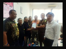 Berdalih untuk Lobi Perkara Korupsi TKD, Markus Gentayangan di Pasuruan