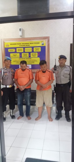 Setelah Diajak Nyanyi dan Pesta Miras, HP Purel Prigen Disikat