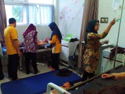 Pelajar di Bawean Keracunan Massal Setelah Jajan di Sekolah