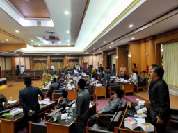 Pansus Kali Lamong Ditolak, Dua Fraksi Langsung Walk Out