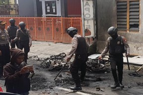 Pemprov Jatim Minta Maaf Rusuh Suporter di Blitar