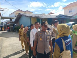 Cegah Virus Corona, Muspika Kecamatan Tambak Rutin Cek Suhu Badan dan Keliling Sosialisasi