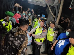 Cafe dan Warkop di Bojonegoro Diminta Tutup Pukul 22.00 WIB