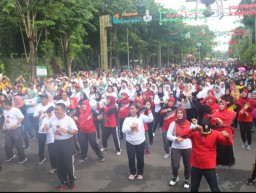 Gerakan Jatim Sehat, Masyarakat Bojonegoro Diajak Senam Cuci Tangan
