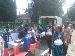 Tiap Kabupaten/Kota di Jatim Dijatah 2,5 Ton Gula Murah