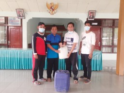 Perang Melawan Covid-19, Siswa SMA di Gresik Produksi Disinfektan