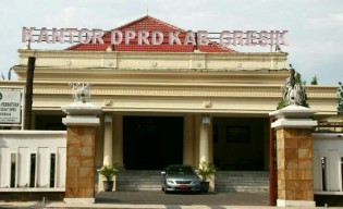 DPRD Gresik Tetap Kerja Dengan Teleconference