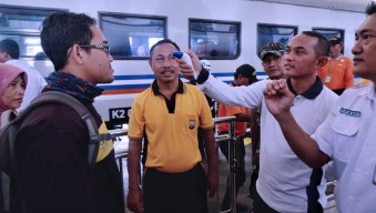 KAI Tolak Penumpang Yang Suhu Badannya di Atas 38 Derajat