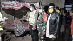 Sedang Rebahan, Kakek di Bawean Digorok Lehernya dengan Pisau Dapur Hingga Tewas