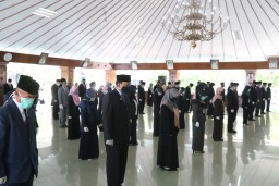 Pelantikan Pejabat Eselon Pemkab Bojonegoro Terapkan Protokol Kesehatan Covid-19