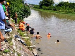 Mancing di Sungai, Bocah 10 Tahun Hilang Terseret Arus