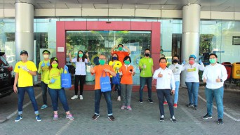 Jaringan Tauzia Hotel Bagikan Bantuan Makanan