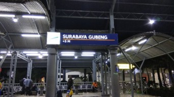 21 Perjalanan Kereta Api Lokal Daops 8 Dibatalkan