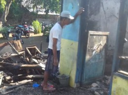 Kecipratan Bensin, Bangunan Toko Ludes Dilalap Api