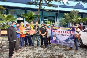 Anggota DPRD Jatim Beri Bantuan ke Korban Banjir Lamongan