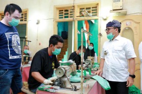 Pemkab Banyuwangi Gandeng UKM Produksi APD