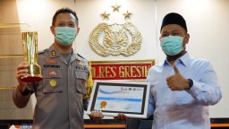 AKBP Kusworo Wibowo Masuk Salah Satu Tokoh Berdedikasi di Gresik