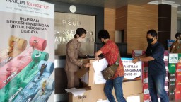 Djarum Fondation Kembali Beri Bantuan APD ke Rumah Sakit di Jawa Timur dan NTB
