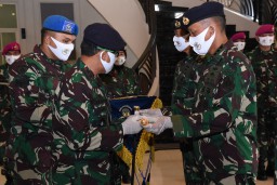 Gubernur AAL pimpin Sertijab Komandan Resimen Taruna