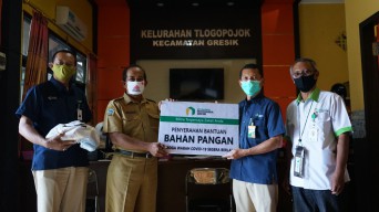 UPT Baznas Perokimia Gresik Bagikan Sembako dan APD