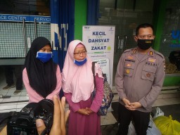 Lihat Warga Terlantar, Kapolres AKBP Kusworo Bawakan Sembako