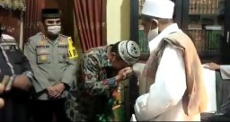 Alhamdulillah, Habib Umar Assegaf dan Satpol PP Asmadi Saling Memaafkan