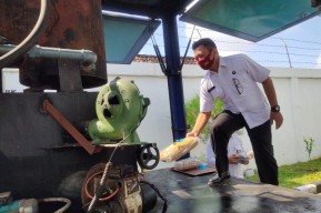 BNN Jatim Musnahkan 2,9 Kg Ganja