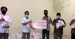 PEPC Serahkan Bantuan ke Ponpes Bojonegoro