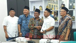Pimpinan DPRD Gresik Ajak Awasi Bantuan Covid-19