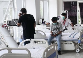 Pasien Covid Membeludak, Pemprov Jatim Siapkan RS Darurat